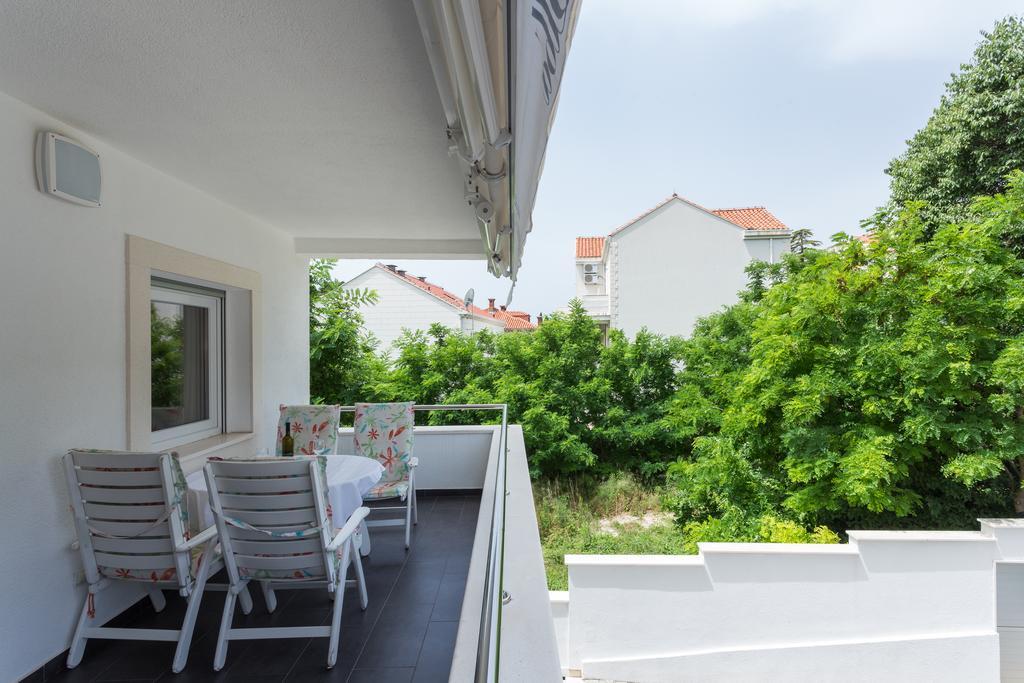 Apartments Villa Alba ドゥブロブニク エクステリア 写真